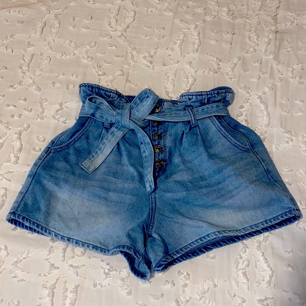 American Eagle Paper Bag shorts